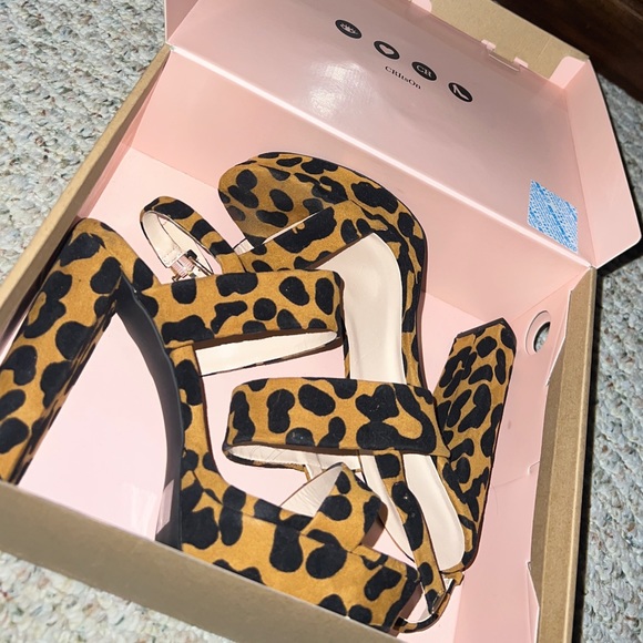 Charlotte Russe Leopard Suede Chunky Heel - Picture 7 of 11